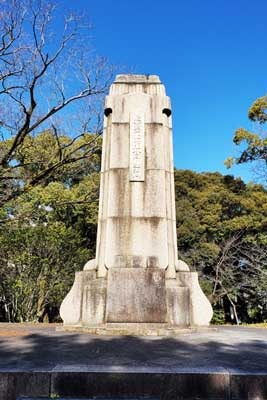Tsuruma11_267x400.jpg