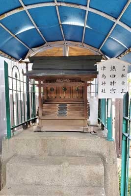 Yanegami5_267x400.jpg