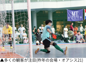 ▲試合の合間の選手たちの交流 (4).png