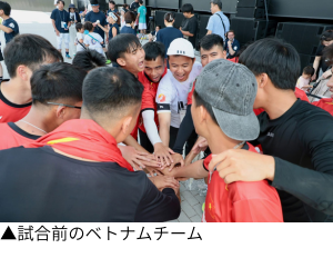 ▲試合の合間の選手たちの交流 (6).png